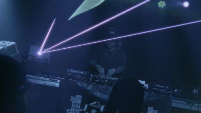 b-side-la_2.35.1.jpg