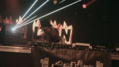 b-side-la_2.48.1.jpg